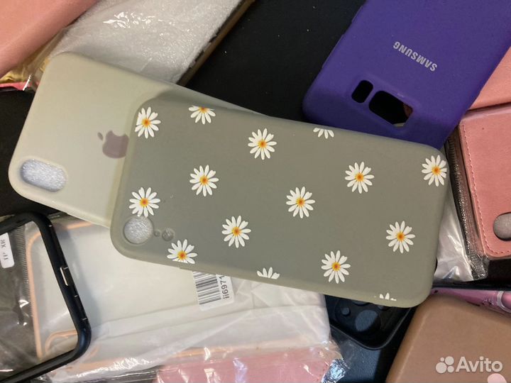 Чехол на iPhone