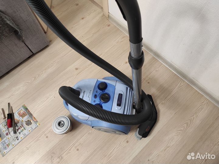 Пылесос Philips 9071/01 на запчасти
