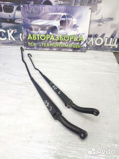 Правый поводок дворника Volvo S60
