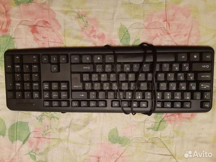 Клавиатура черная