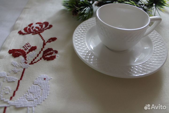 Сервировочные салфетки с вышивкой