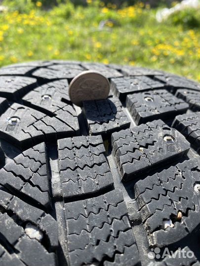 Continental IceContact 2 215/50 R17 95