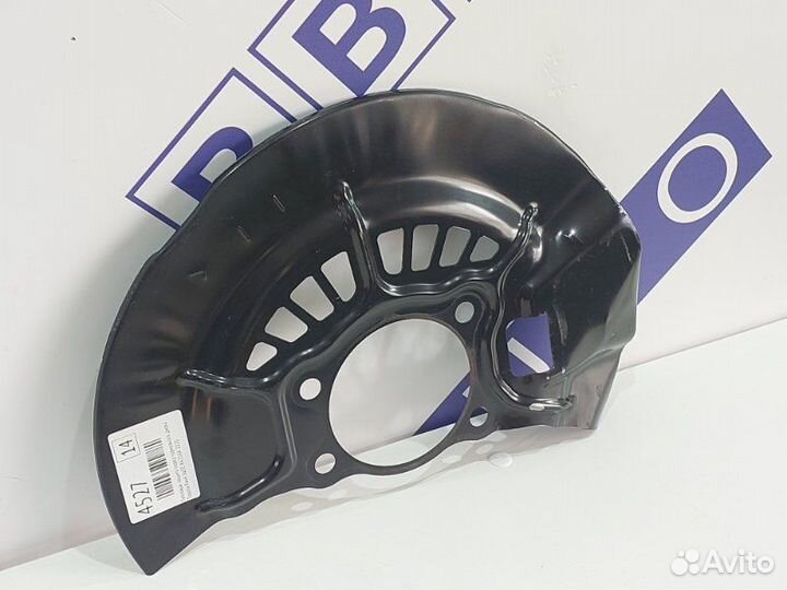 Тепловая защита перед тормозного диска левая