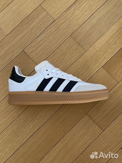 Кроссовки adidas samba