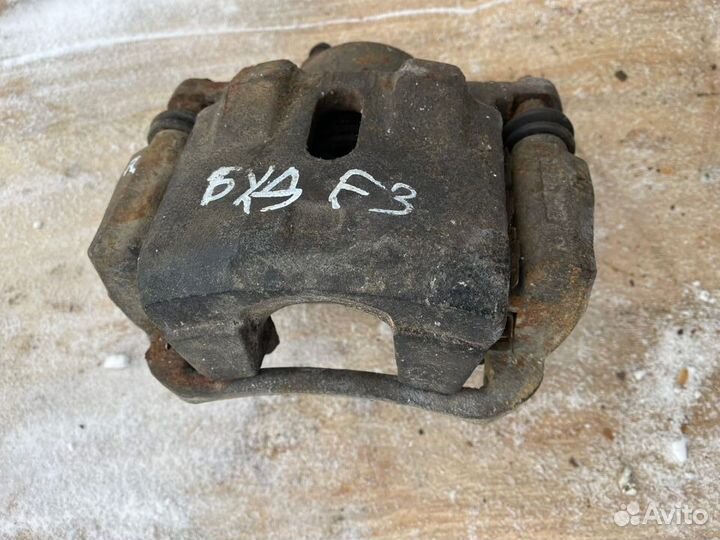 Byd f3 суппорт передний правый