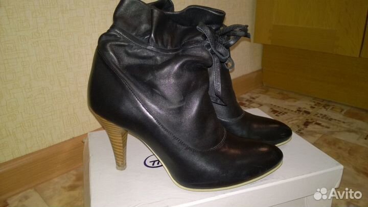 Ботильоны кожаные 38р