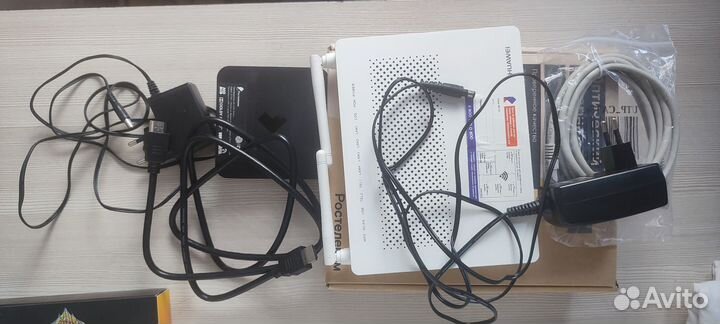 Wi-Fi роутер оптический, тв приставка wink