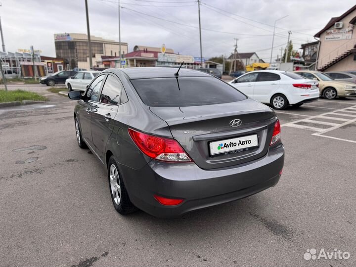 Hyundai Solaris 1.4 МТ, 2012, 190 000 км