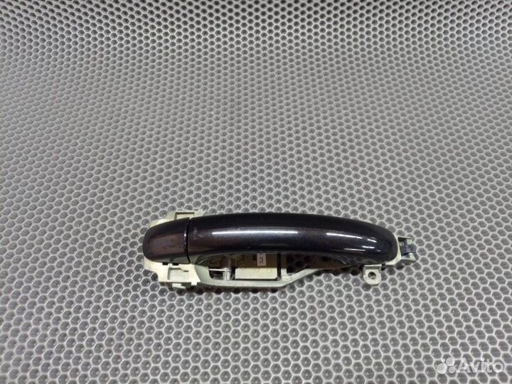 Ручка двери наружная передняя правая Touareg 02-10