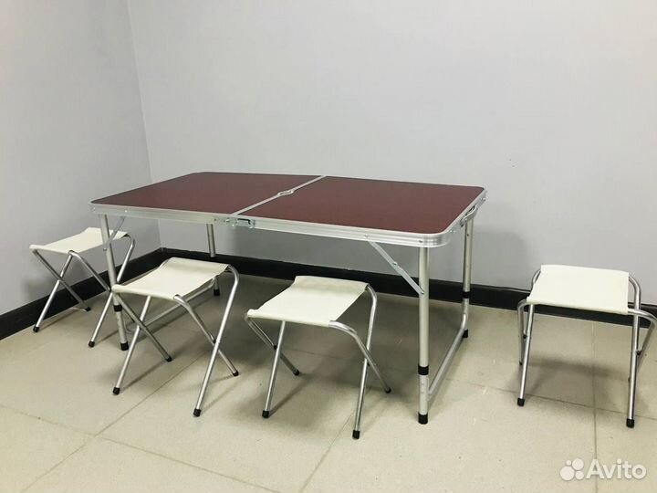 Стол складной + 4 стула