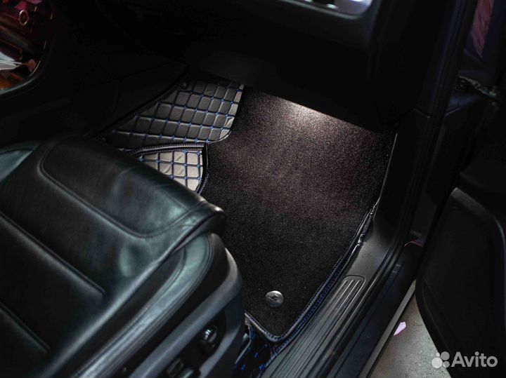 3D коврики из экокожи Volkswagen Touareg 2011