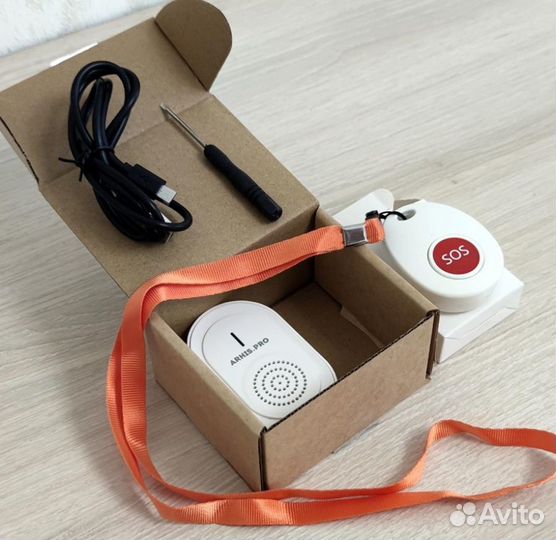 Кнопка вызова персонала и помощи инвалиду, пейджер