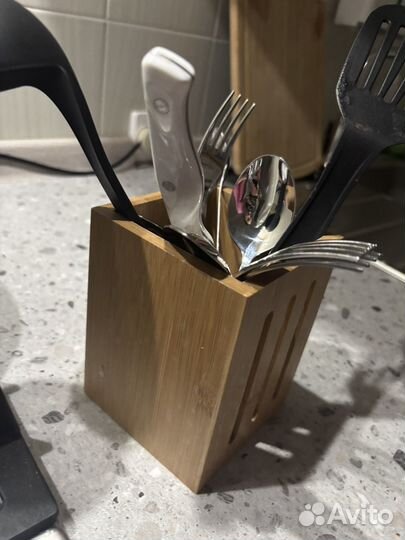 Подставка под столовые приборы
