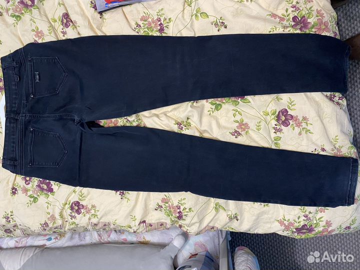 Джинсы s