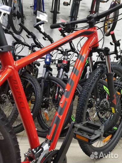 Велосипед горный Scott Aspect 960 29