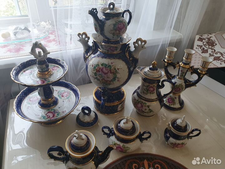 Фарфоровый самовар Гжель