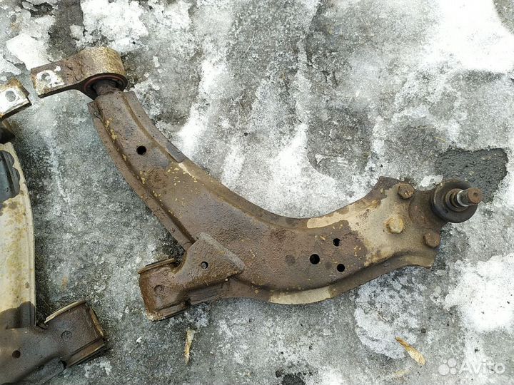 Рычаг передний нижний Лифан Бриз