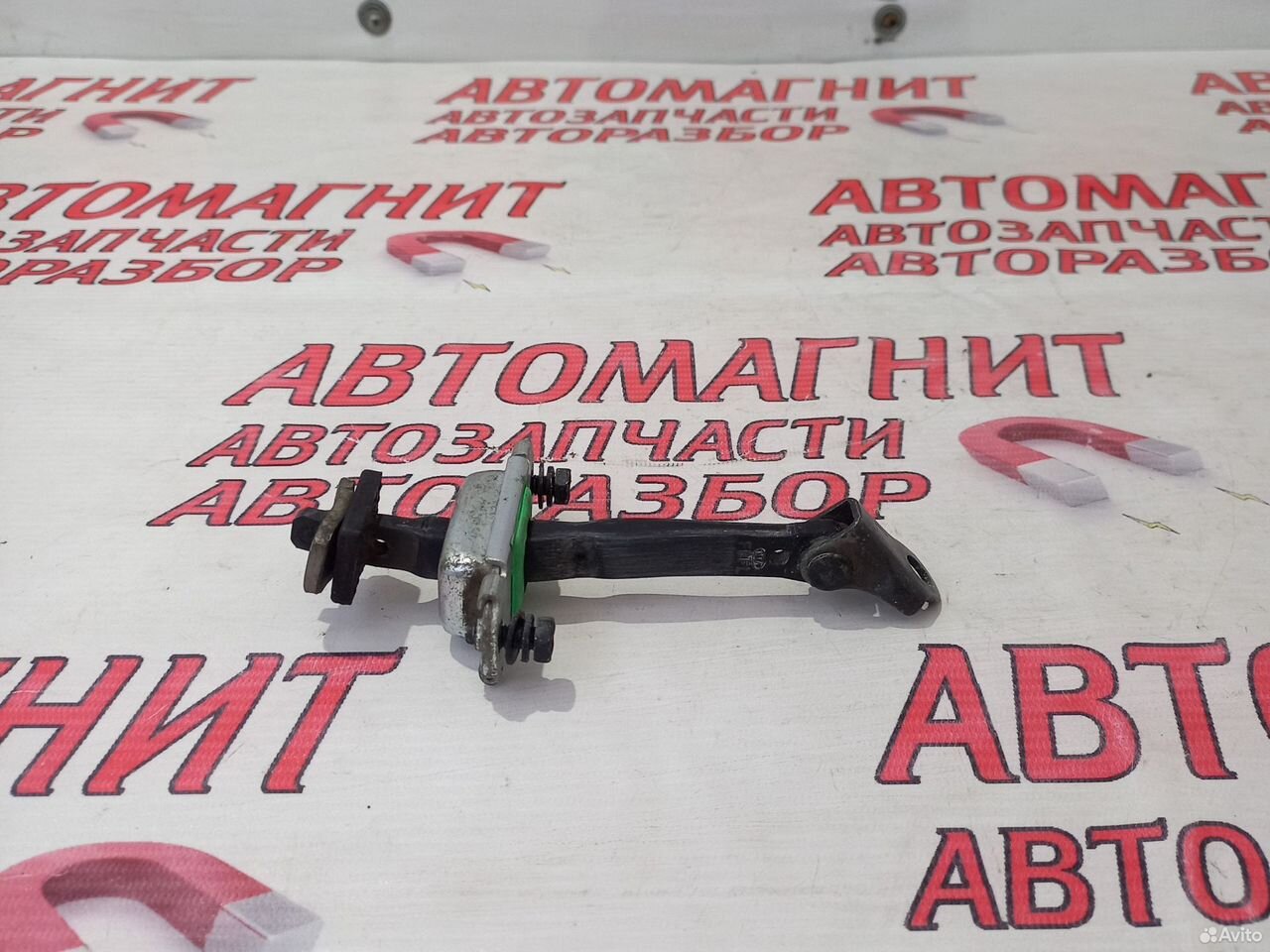 Ограничитель двери передней левой Киа Рио X-Line