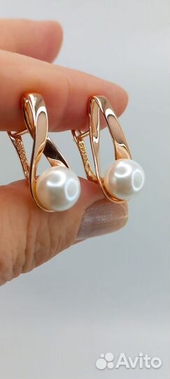 Современные серьги с жемчугом