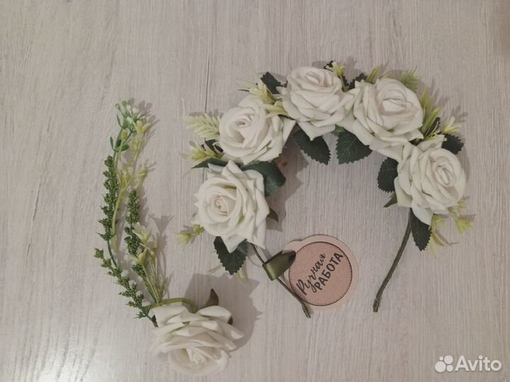 Ободок для волос с цветами