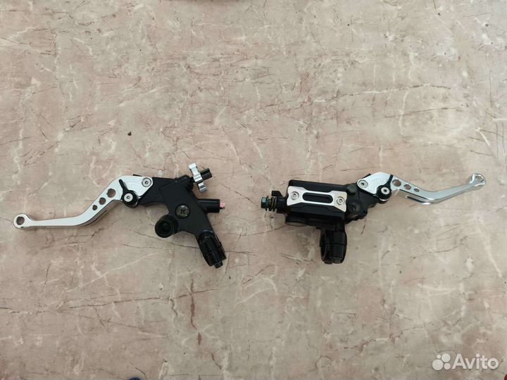Ручки сцепления/тормоза переднего