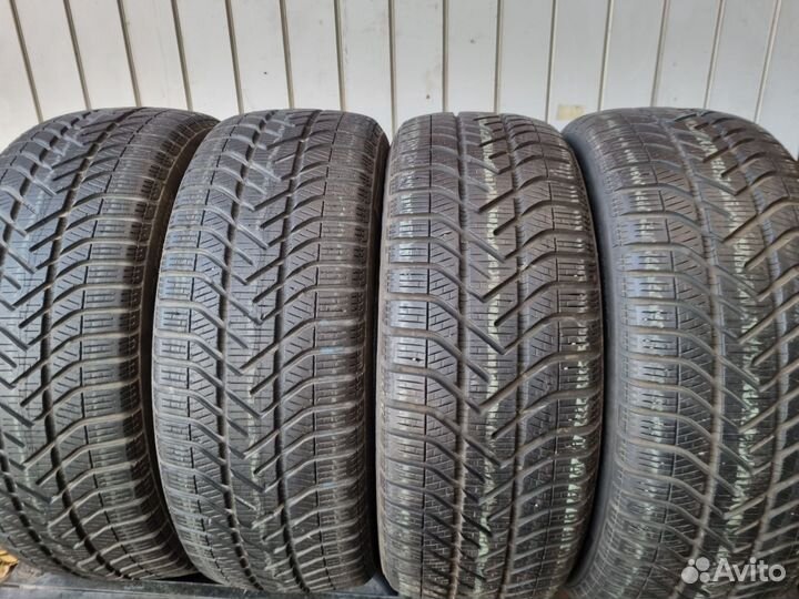 Pirelli Winter 210 SnowControl Serie III 205/55 R16