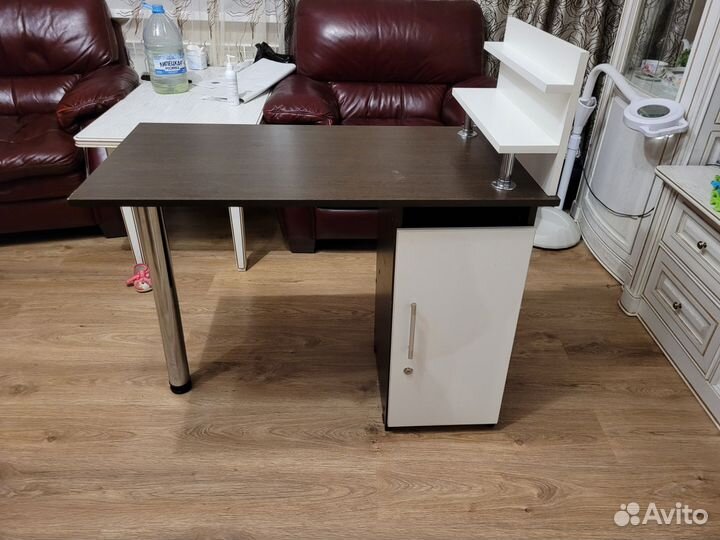 Стол для маникюра