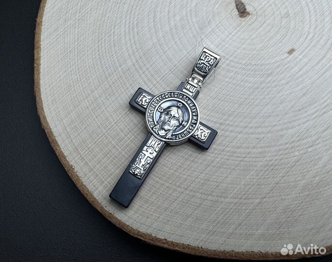 Крест серебряный с Агатом 