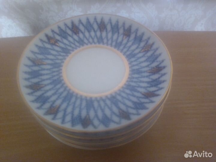 Блюдца чашки