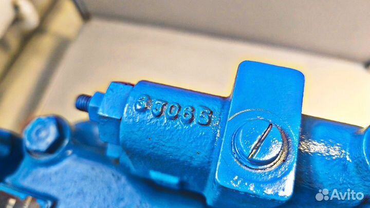 Аксиально-поршневой насос Eaton Vickers PVH74