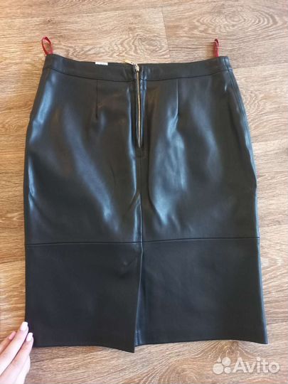 Кожаная юбка карандаш