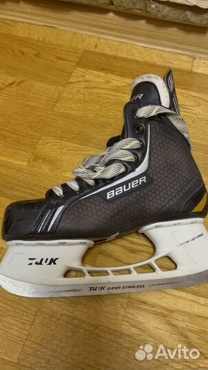 Хоккейные коньки bauer