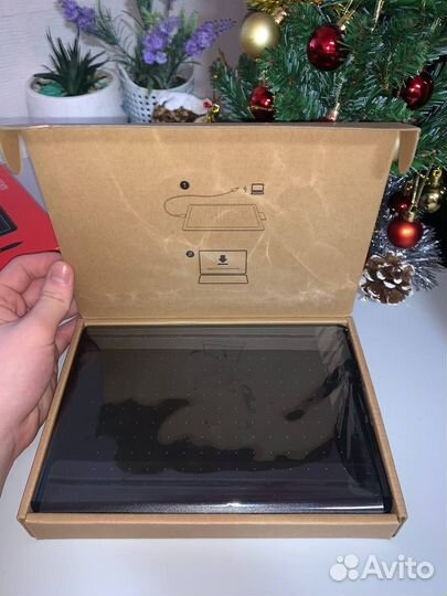 Графический планшет One by Wacom S