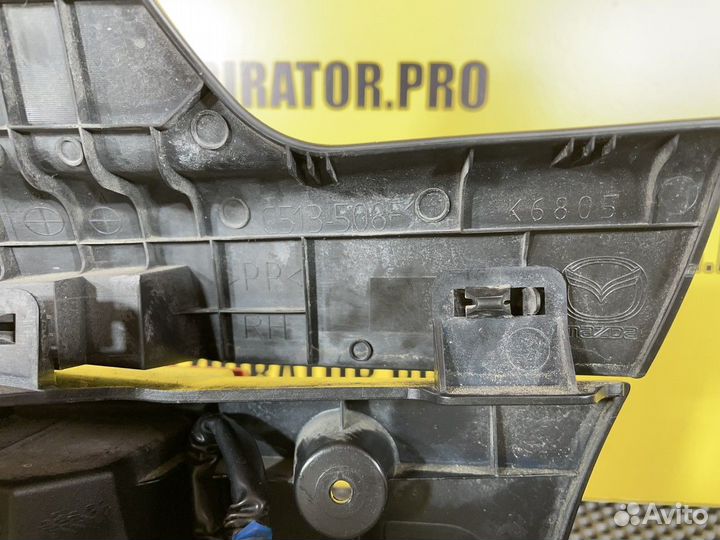 Фонарь задний правый Mazda 5