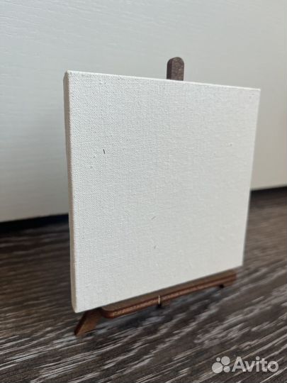 Мольберт настольный маленький