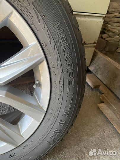 Nokian Tyres Hakkapeliitta 9 SUV 235/55 R18 104D