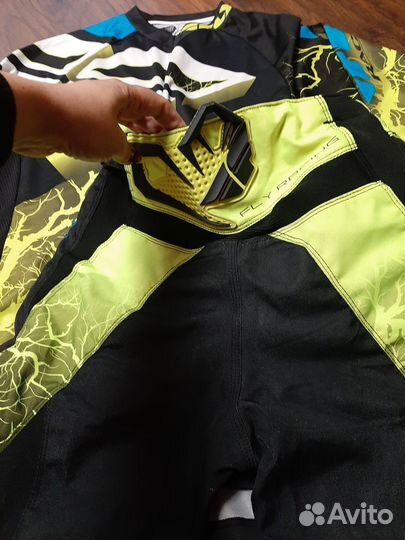 Гоночный костюм