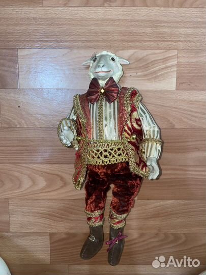 Коллекционная кукла