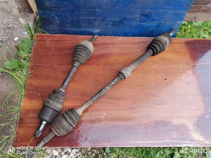 Привод лансер 9 левый