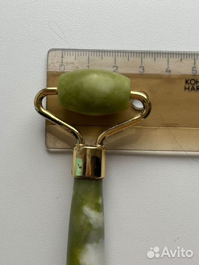 Массажер для лица нефрит