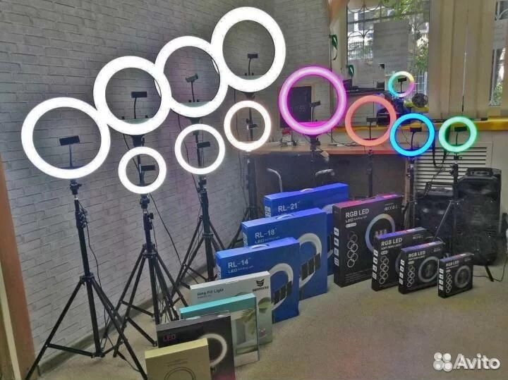 Кольцевые лампы разных диаметров