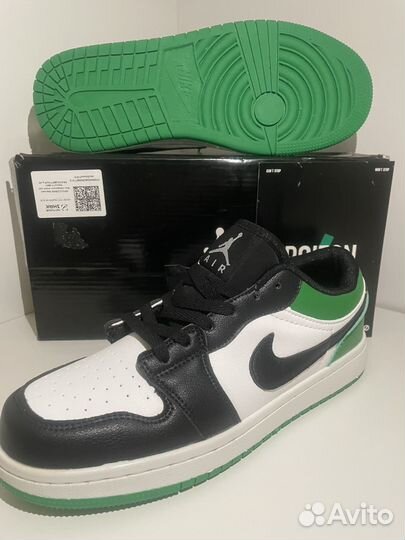 Кроссовки Nike AIR