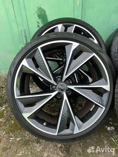 Лето Audi R22 285/30 RS7 RS 6 Q7 Q8