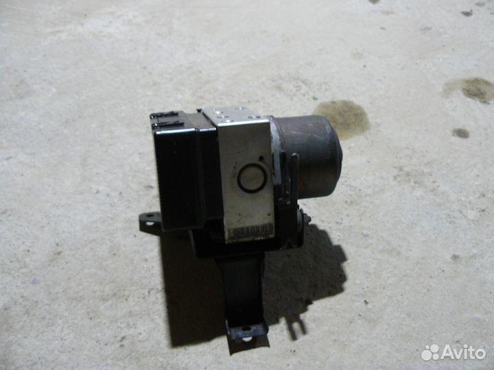 Блок ABS Mitsubishi Pajero Montero Sport