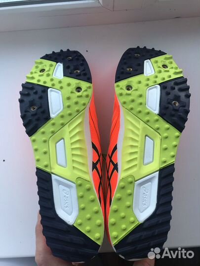 Шиповки для бега asics