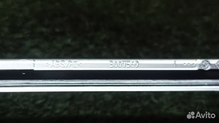 Накладка декоративная Mercedes Benz W204 2007-2015