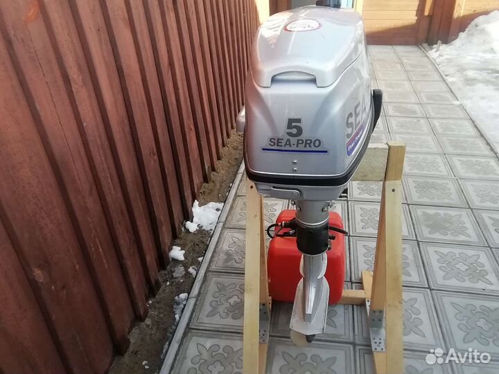 Лодочный мотор