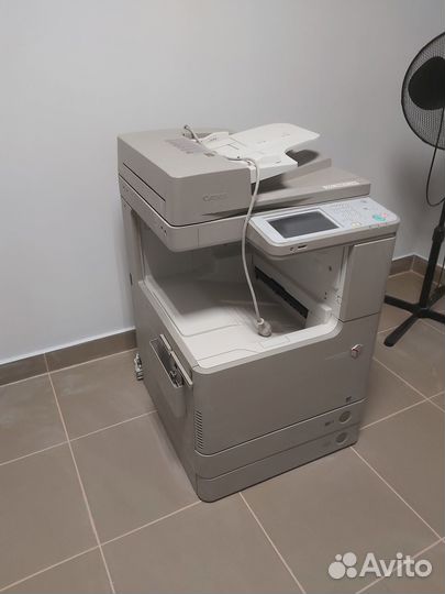 Цветнойпринтер canon c2220i