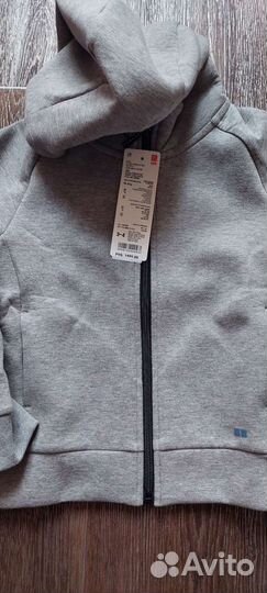 Продам костюм спортивный