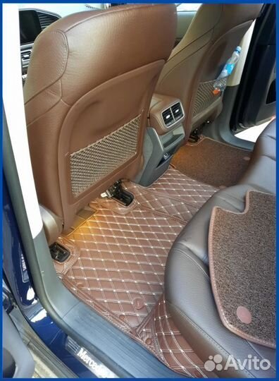 Автомобильные коврики из экокожи 3d